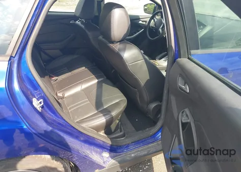 2014 Ford Focus Se из США, поврежденный, VIN 1FADP3F21EL299341